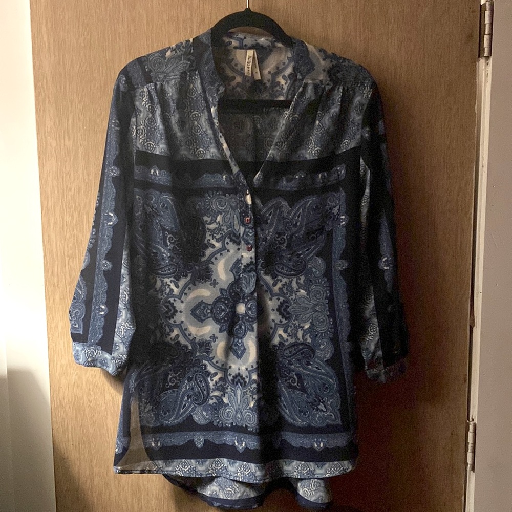 BOHO Chic Blue Paisley Blouse Size XL